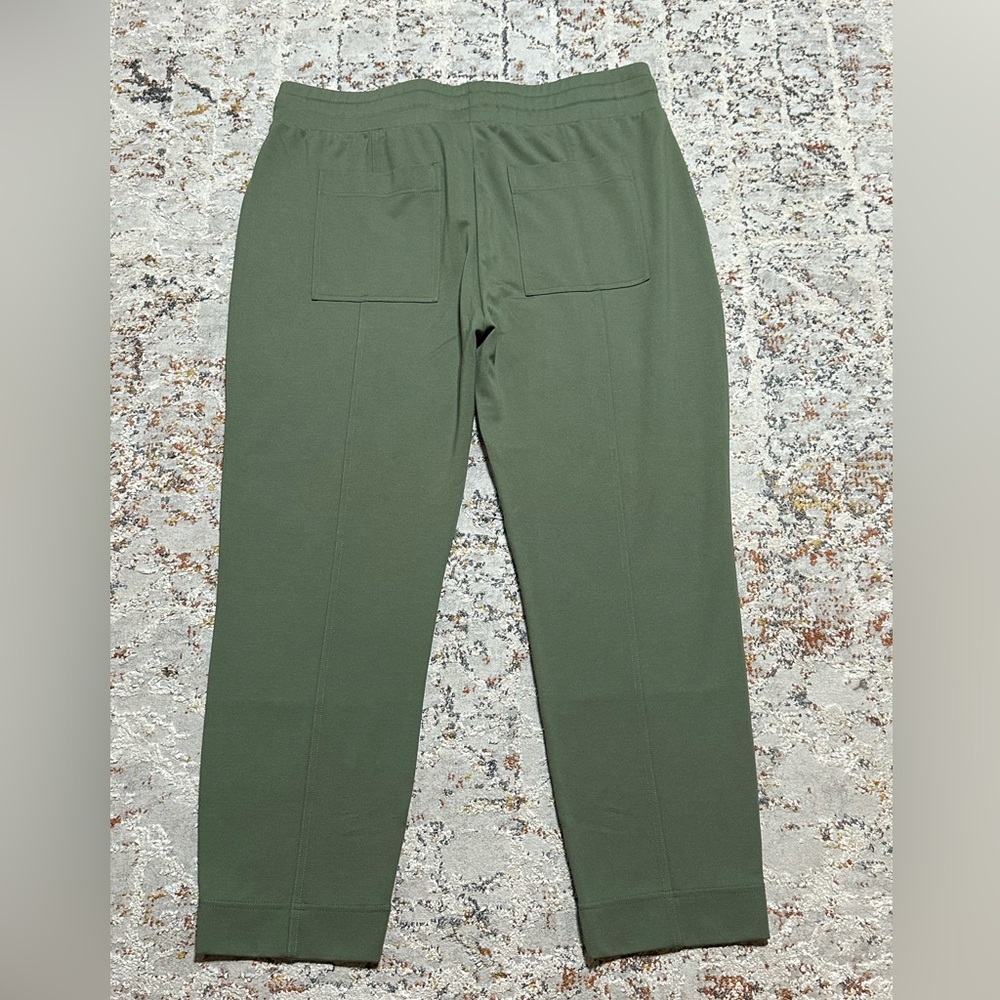 CABI Everyday Lounger Jogger Pants size Large olive green rayon nylon blend EUC - Picture 10 of 13